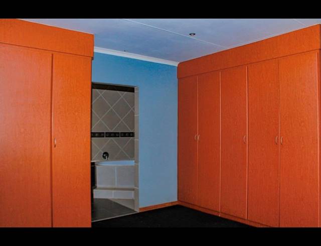 3 BEDROOM HOUSE FOR SALE IN SONNEVELD